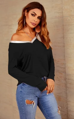 Deals ✨ FS Collection Long Sleeves Silver Trim Simple Style T 👕 Shirt Top In Black 🌟