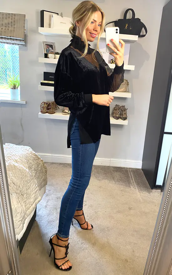 Buy ✨ HOXTON GAL V Neck Oversized Top With Lace Detail In Black 🌟 - Image 3