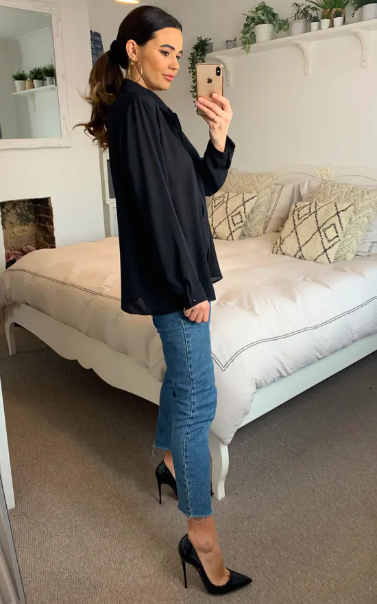 Brand new 🌟 HOXTON GAL Tie Neck Oversized Crepe Top In Black 👏 - Image 3