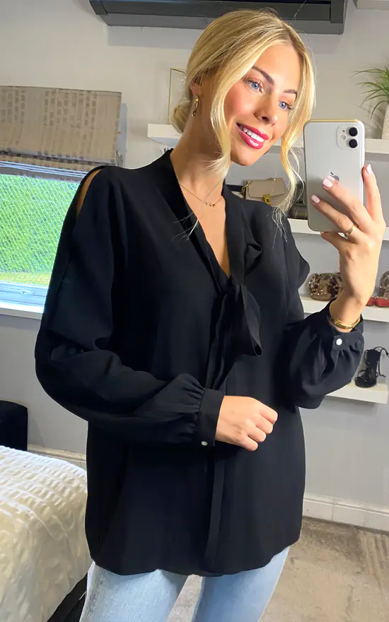 Wholesale ๐ฅฐ HOXTON GAL Oversized Long Sleeves Tie Neck Detailed Top In Black ๐ - Image 2