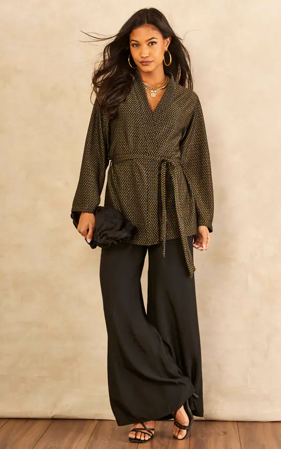 Hot Sale ❤️ India Gray Black And Gold Lurex Kimono 😉 - Image 2