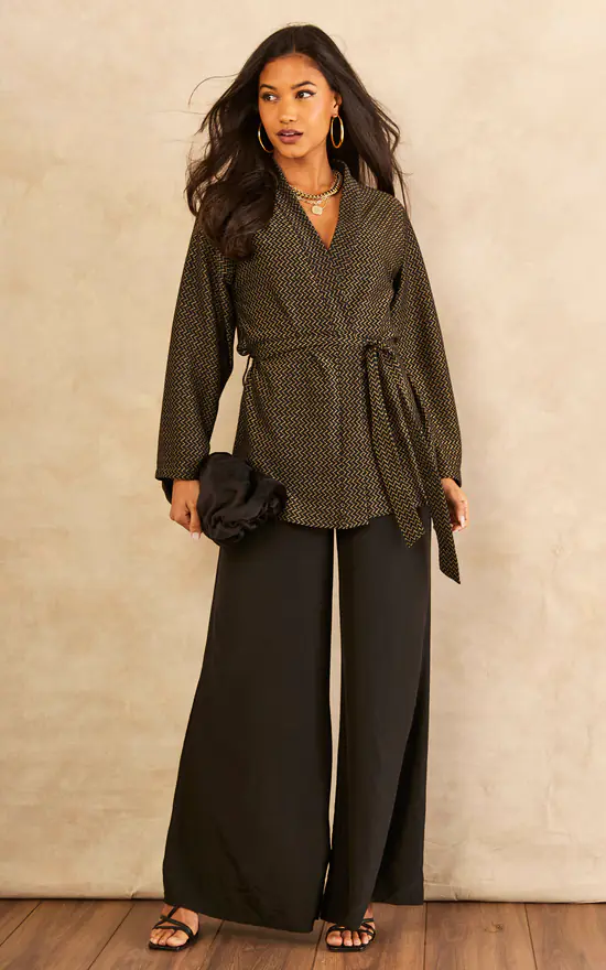 Hot Sale ❤️ India Gray Black And Gold Lurex Kimono 😉 - Image 4