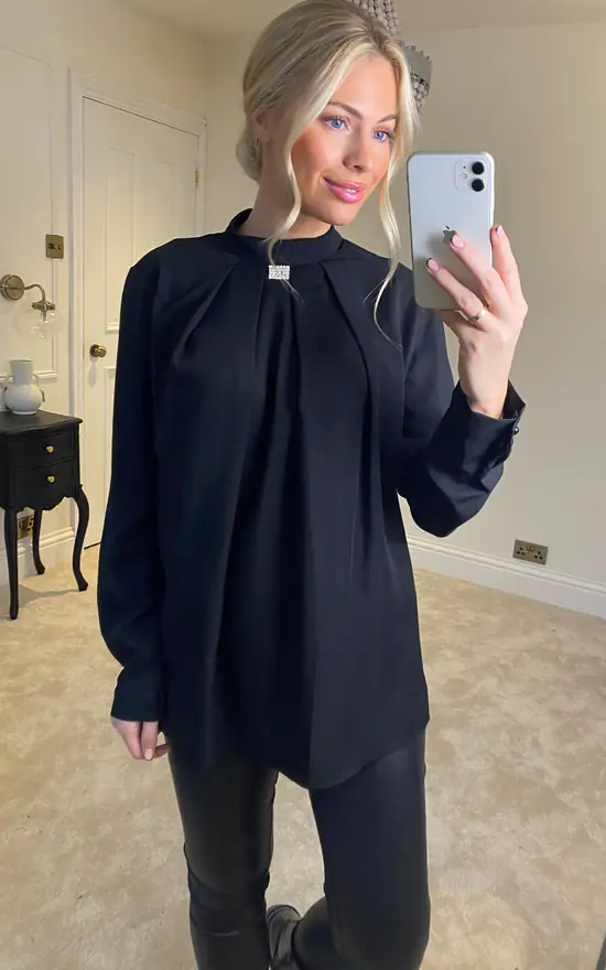 Budget 🥰 HOXTON GAL Oversized Long Sleeves Brooch Detailed Top In Black 🤩