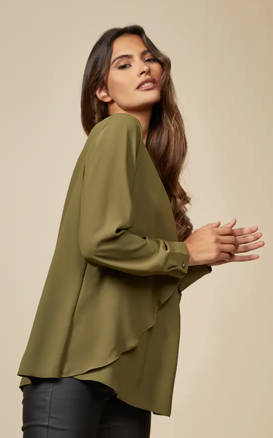 Top 10 ๐ HOXTON GAL Long Sleeves Relaxed Fit Layered Top With Necklace In Khaki ๐ - Image 2