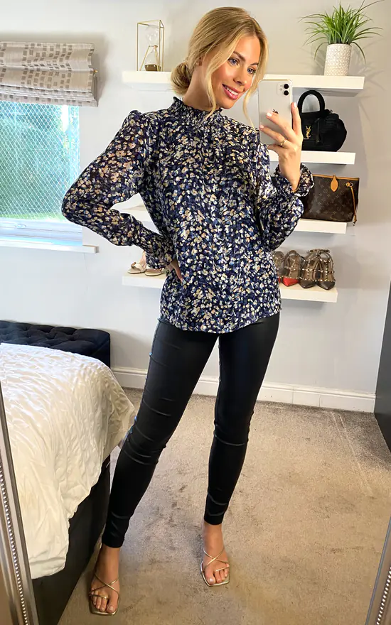 Outlet ๐ Izabel London Navy Floral High Neck Chiffon Blouse ๐คฉ - Image 2