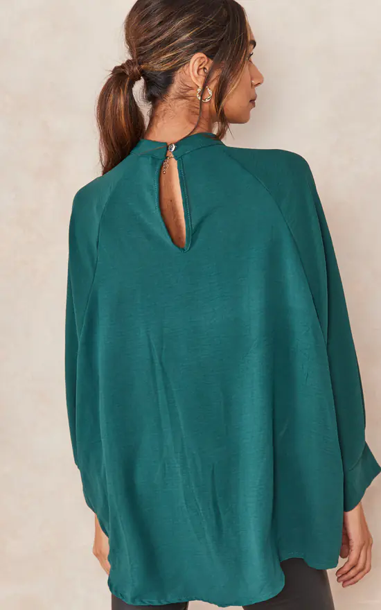 Top 10 ๐ฅฐ HOXTON GAL Oversized Batwing Long Sleeves Top With High Neck Detail In Bottle Green ๐ - Image 4