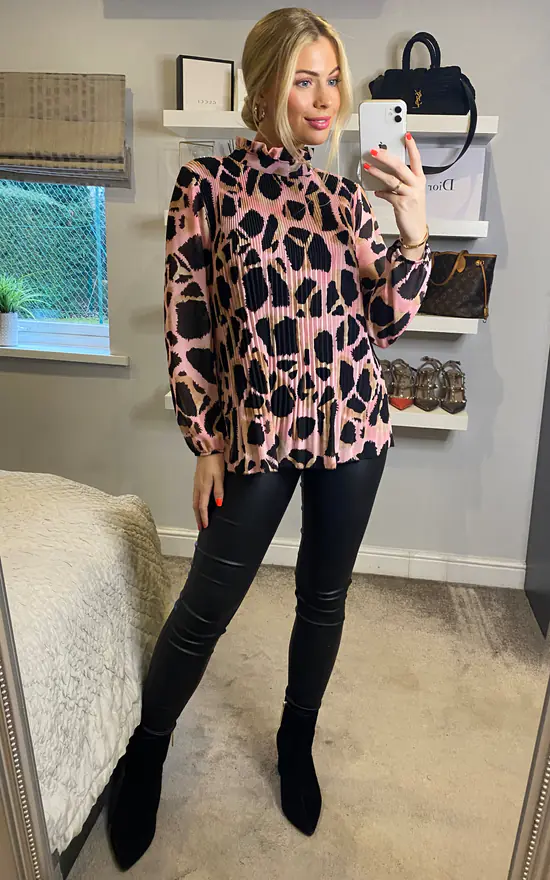 Best reviews of ✔️ KURT MULLER Giraffe Print Pleated High Neck Blouse In Pink ⌛ - Image 3