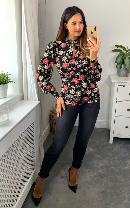 Hot Sale ๐ Joe Browns Fantastic Floral Black Top ๐