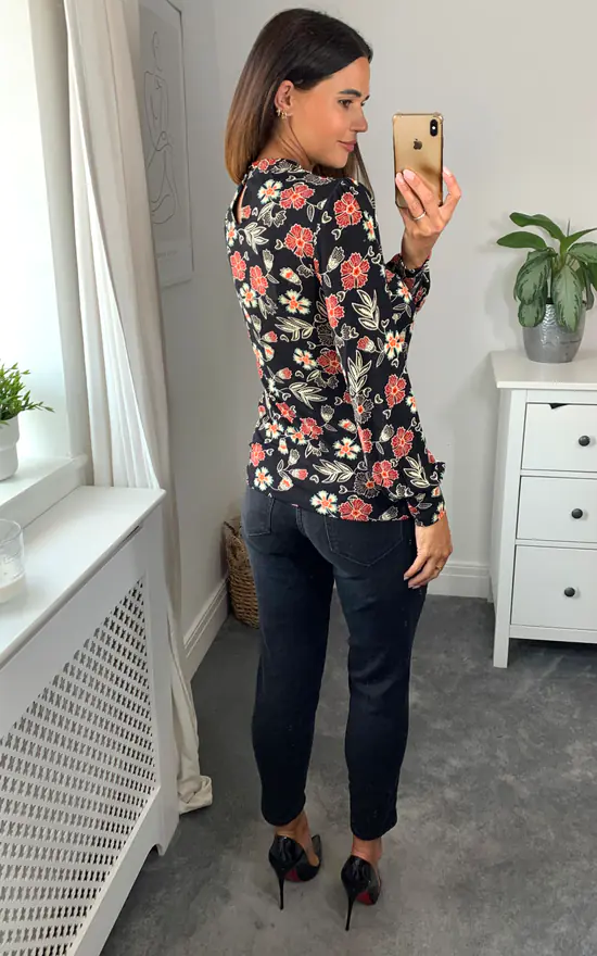 Hot Sale ๐ Joe Browns Fantastic Floral Black Top ๐ - Image 4