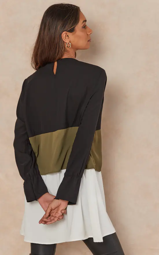 Flash Sale ๐ HOXTON GAL Oversized Satin Long Sleeves Colour Block Tunic Top In Black, Khaki And White ๐ฅฐ - Image 4