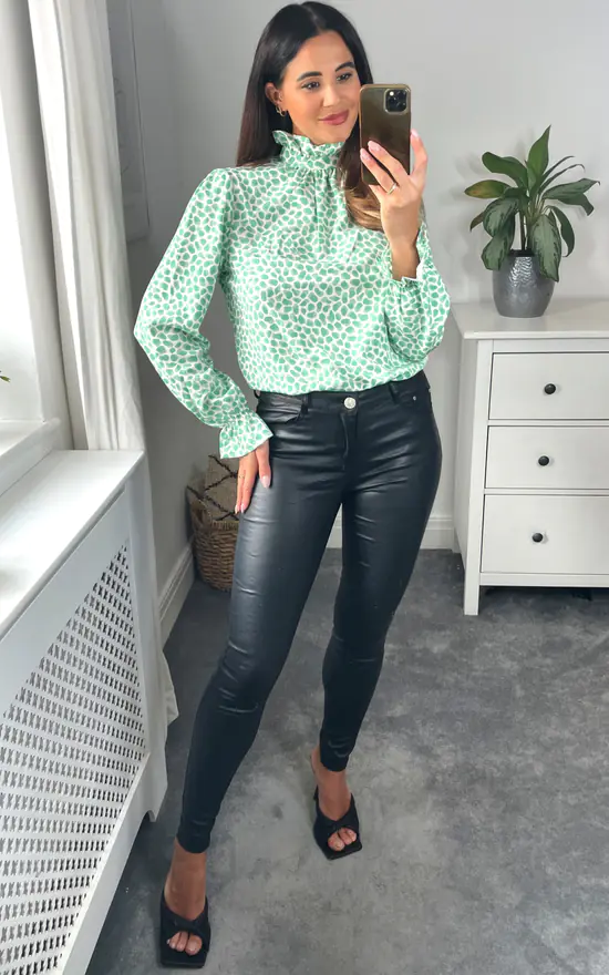 New 😀 D.Anna Leopard Print Top With Frilled High Neck And Long Sleeves In Green 😀