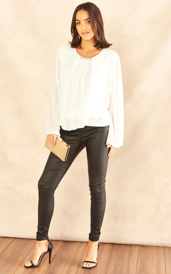 Best Pirce ๐ฅฐ Blue Vanilla Pleated Sleeve Blouse Cream โญ - Image 2