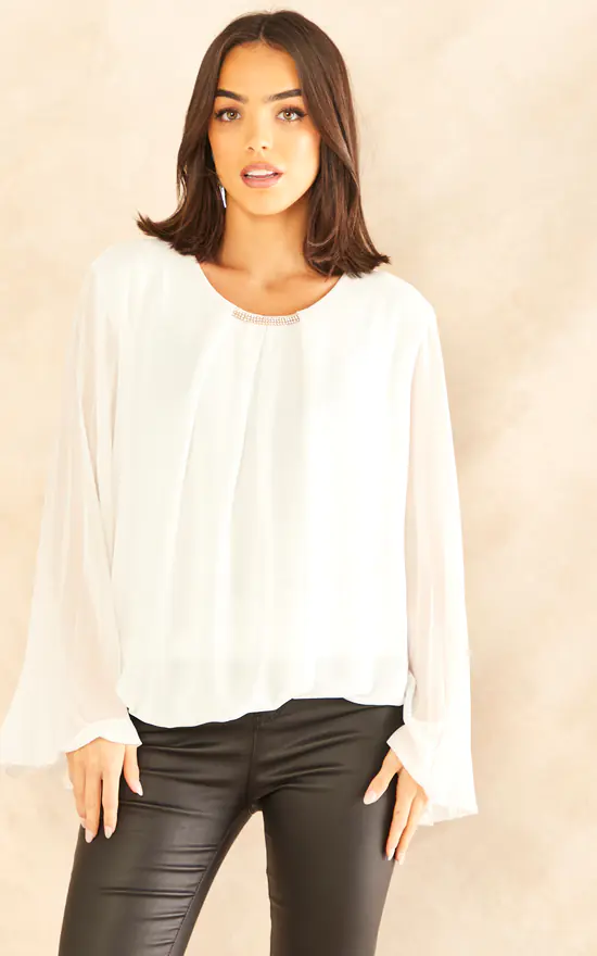 Best Pirce ๐ฅฐ Blue Vanilla Pleated Sleeve Blouse Cream โญ - Image 3