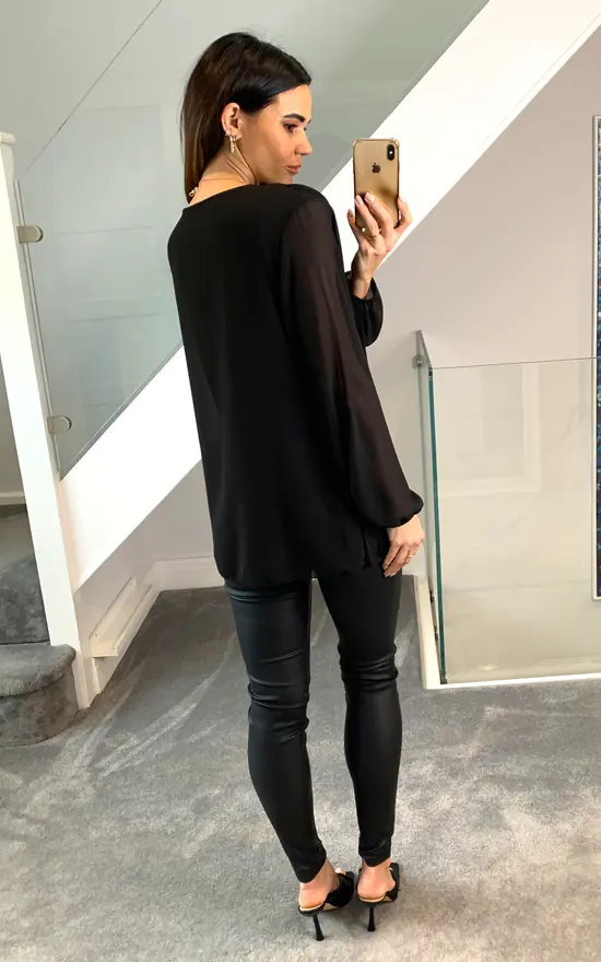 Discount ๐ HOXTON GAL Long Sleeves Oversized Pleated Top With Necklace In Black ๐ - Image 4