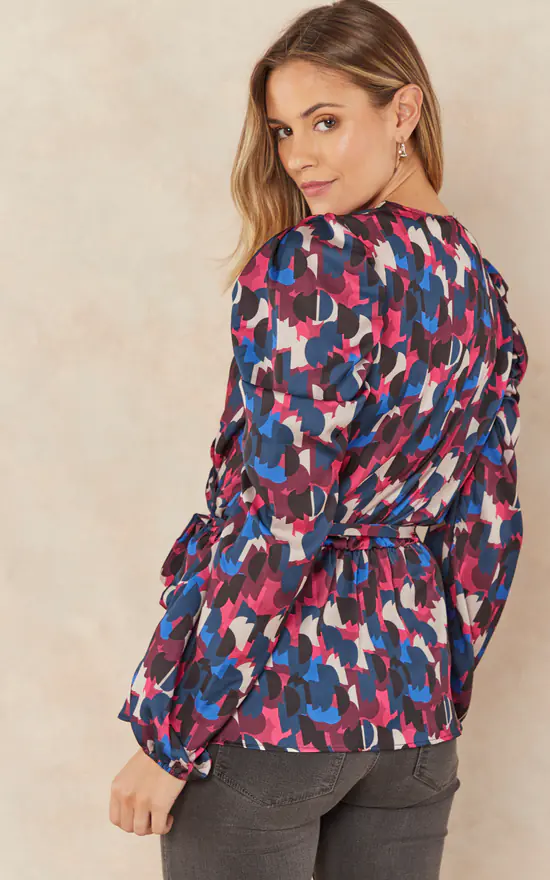 Flash Sale 👍 Jenerique Long Sleeve Wrap Satin Top In Blue Geometrical Print 🤩 - Image 4