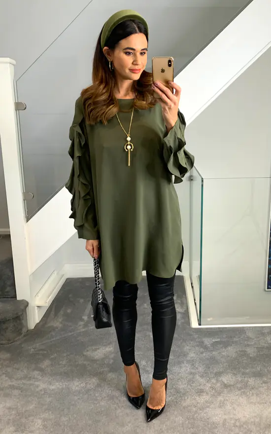 Brand new 🥰 HOXTON GAL Oversized Ruffle Sleeves Relaxed Fit Tunic In Khaki ⌛
