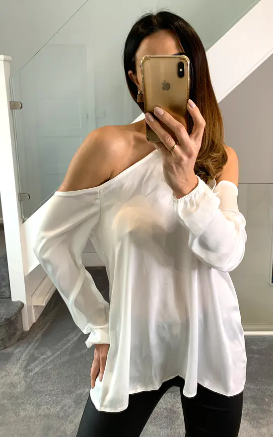 Brand new ๐ HOXTON GAL Oversized Tie Neck Off Shoulder Top In White ๐ฅฐ - Image 2