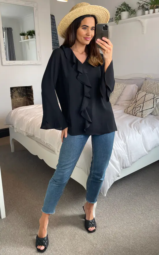 Promo 👍 HOXTON GAL Oversized Crepe Top With Frilled Front In Black 😍