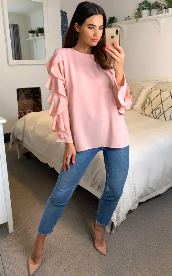 Promo ๐งจ HOXTON GAL Oversized Crepe Ruffle Sleeves Relaxed Fit Top In Pink โค๏ธ