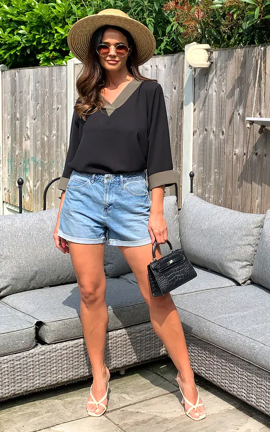 Best reviews of ๐ฅฐ HOXTON GAL Oversized Top With Khaki Tape Collared Details In Black ๐