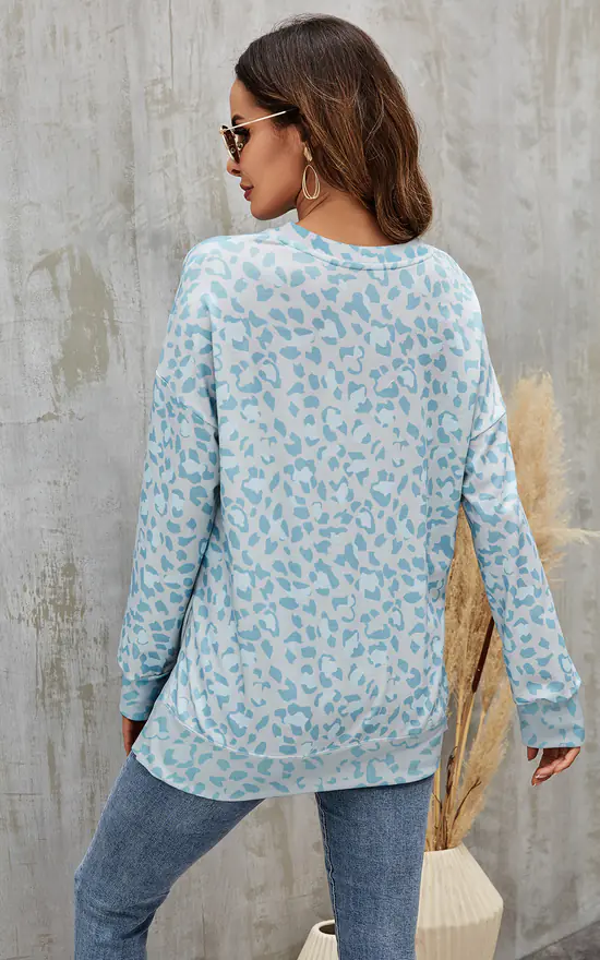 Discount โญ FS Collection Animal Print Top In Blue ๐ - Image 4