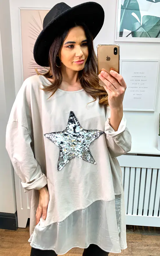 Top 10 โ๏ธ HOXTON GAL Oversized Star Print Sequin Top In Beige ๐ฏ - Image 4