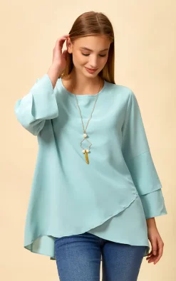 Brand new 👏 HOXTON GAL Oversized Asymmetric Layered Top In Baby Blue 🎁
