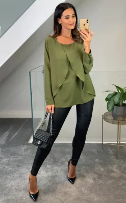 Best reviews of 💯 HOXTON GAL Oversized Crepe Layered Top In Khaki With Necklace 🔥
