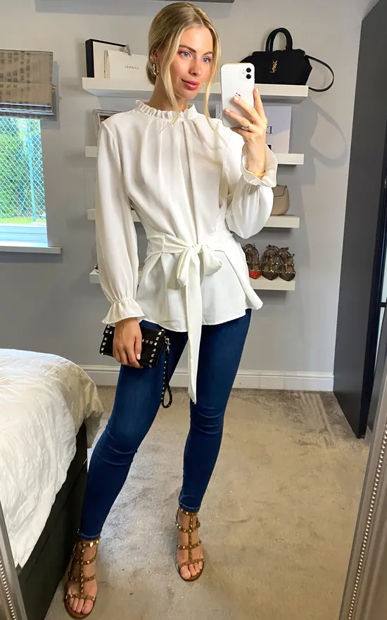 Hot Sale 🥰 HOXTON GAL Relaxed Tie Front Long Sleeve Oversized Crepe Top In White 🎁 - Image 2