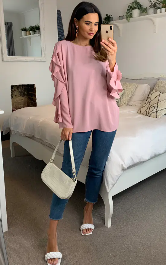 New ๐งจ HOXTON GAL Oversized Crepe Ruffle Sleeve Relaxed Fit Top In Pink โ - Image 2