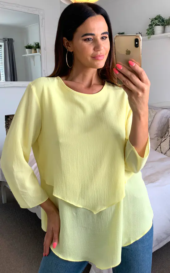 Best reviews of ๐ HOXTON GAL 3/4 Sleeve Relaxed Layered Crepe Top With Necklace In Yellow ๐ - Image 4