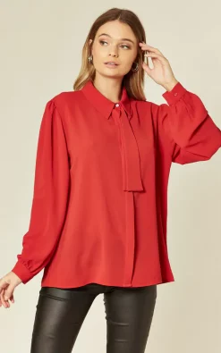 Brand new 🌟 HOXTON GAL Red Tie Neck Oversize 👕 Shirt ⌛