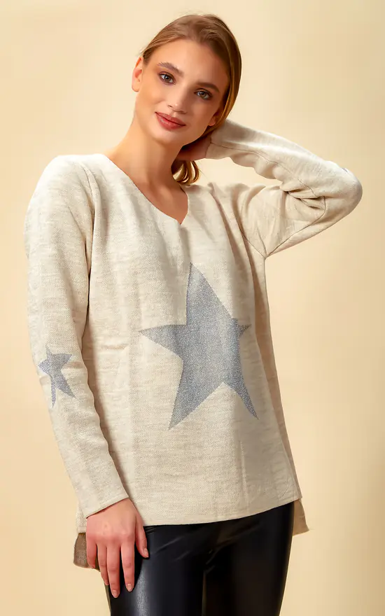 Best deal ๐ฏ HOXTON GAL Oversized Long Sleeves Star Top With V Neck In Cream โญ