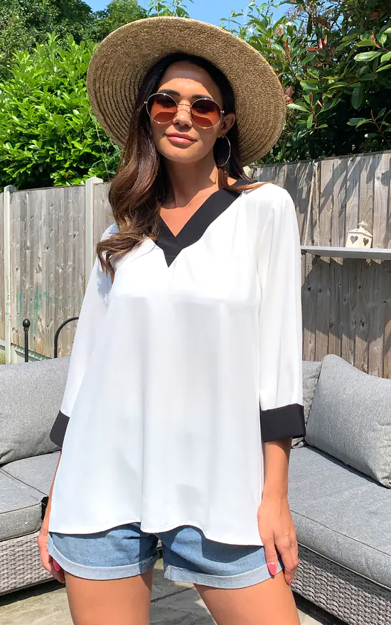 Hot Sale โจ HOXTON GAL Oversized Top With Black Tape Collared Details In White ๐