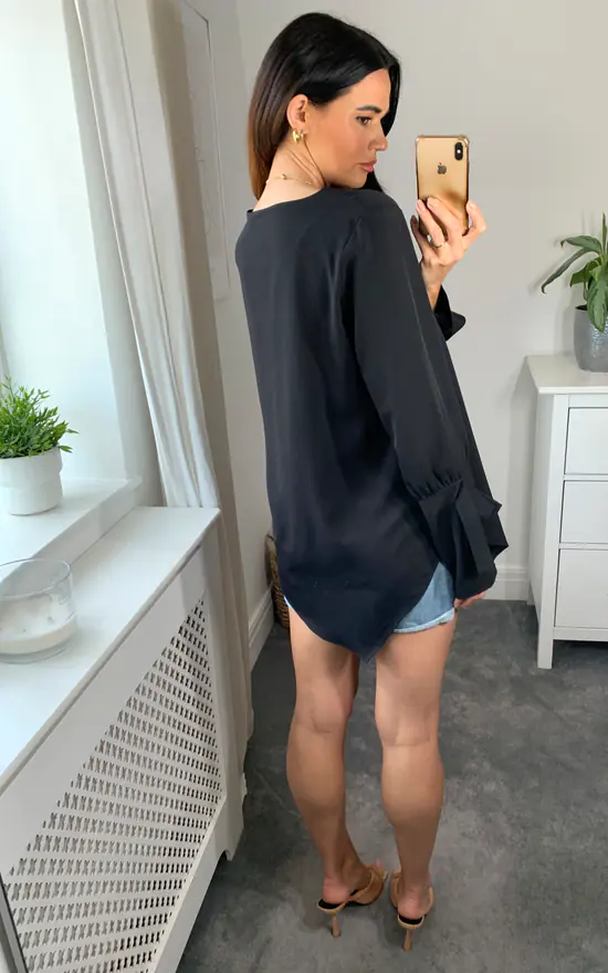 New π HOXTON GAL Relaxed Fit Detailed Cuff Detailed Blouse With Long Sleeves In Black With Necklace βοΈ - Image 4