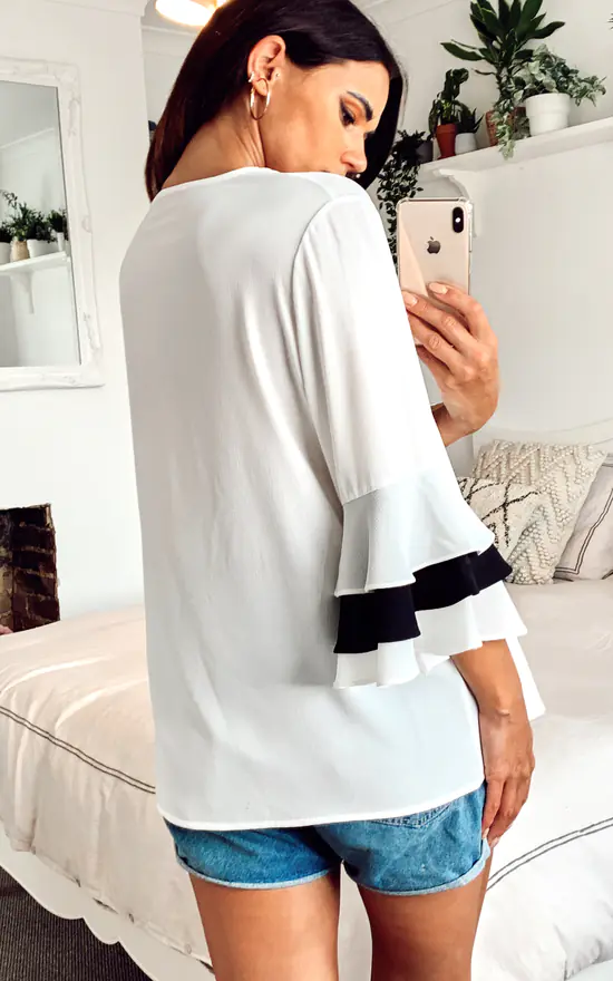 Budget ๐ HOXTON GAL 3/4 Sleeve Oversized Top With Trim Detail In White โ - Image 3