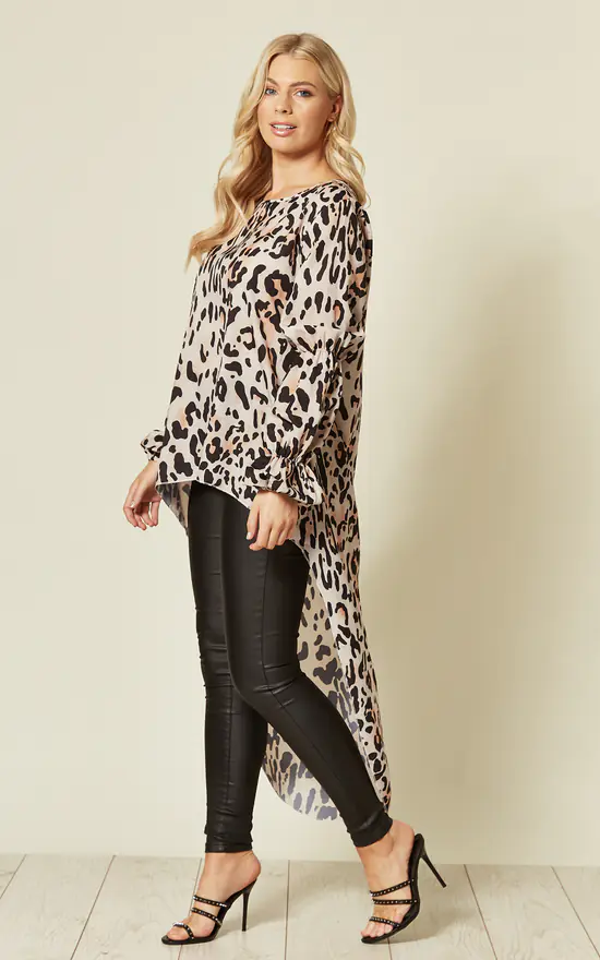 Budget ๐ FS Collection Marie Sleeve Top In Leopard Print โ๏ธ