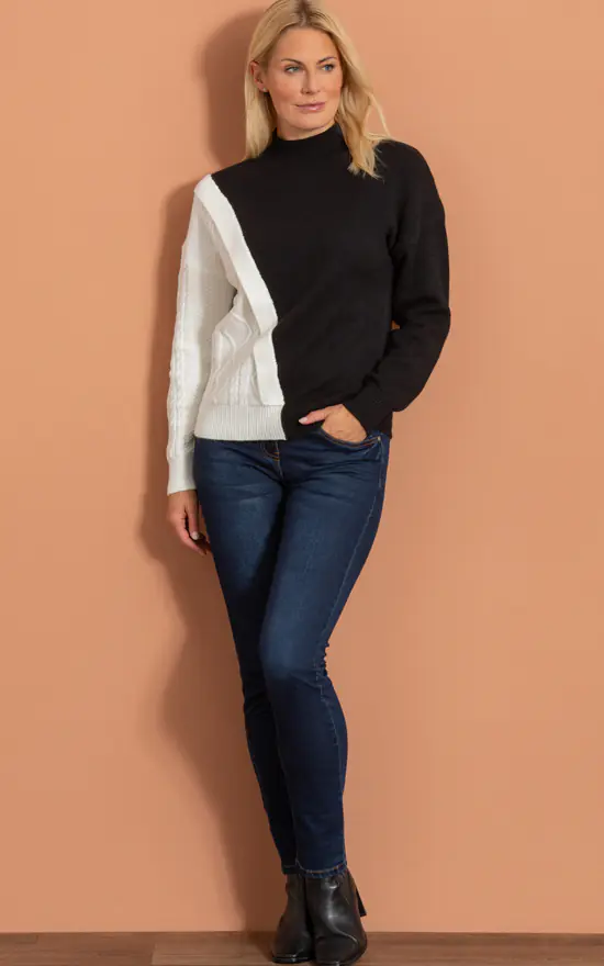 Best deal ๐ Klass Colour Block Knitted Top Black/Cream ๐