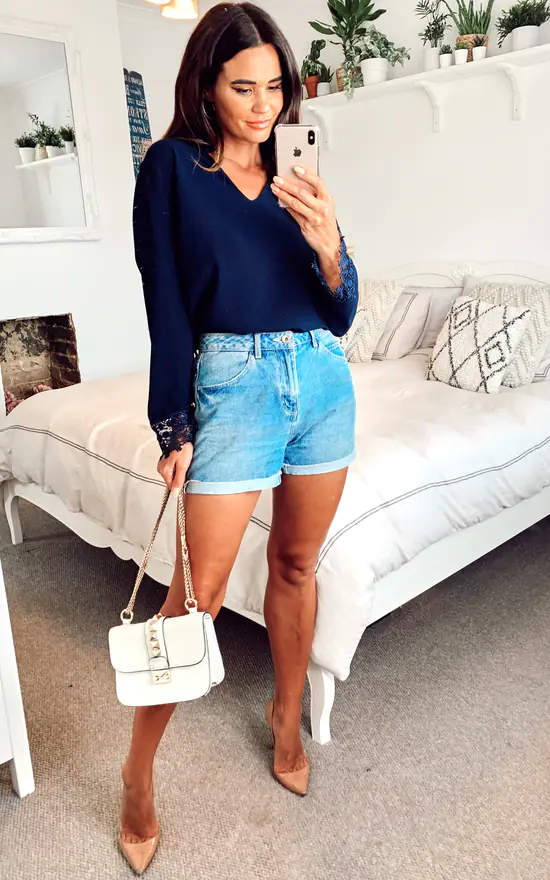 Brand new 👍 HOXTON GAL V Neck Oversized Top With Lace Detail In Navy 🔔 - Image 3