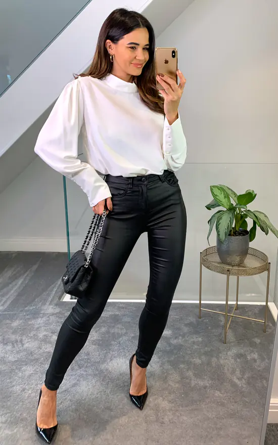 Deals ๐ HOXTON GAL Oversized Turtleneck Top With Long Sleeves In White ๐ฏ - Image 2