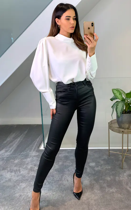 Deals ๐ HOXTON GAL Oversized Turtleneck Top With Long Sleeves In White ๐ฏ - Image 3