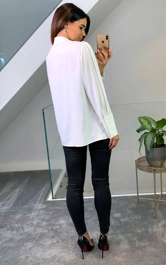 Deals ๐ HOXTON GAL Oversized Turtleneck Top With Long Sleeves In White ๐ฏ - Image 4
