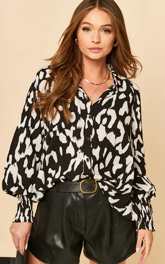 Best reviews of 👍 Bella And Blue 👕 Shirt With Shirred Cuff In Black And White Leopard Print 🤩 - Image 4