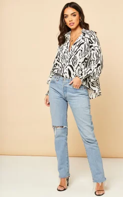 Brand new ⌛ Bella And Blue 👚 Shirt With Shirred Cuff In White And Black Animal Print 🛒