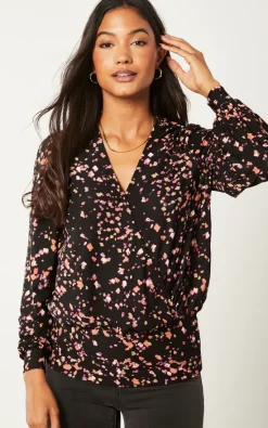 Best deal ✨ Blue Vanilla Wrap Print Front Deep Hem Band Top 🔔