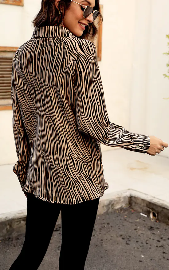 Brand new 🔔 FS Collection Relaxed Black Zebra Animal Print Print 👕 Shirt In Beige 🔔 - Image 3